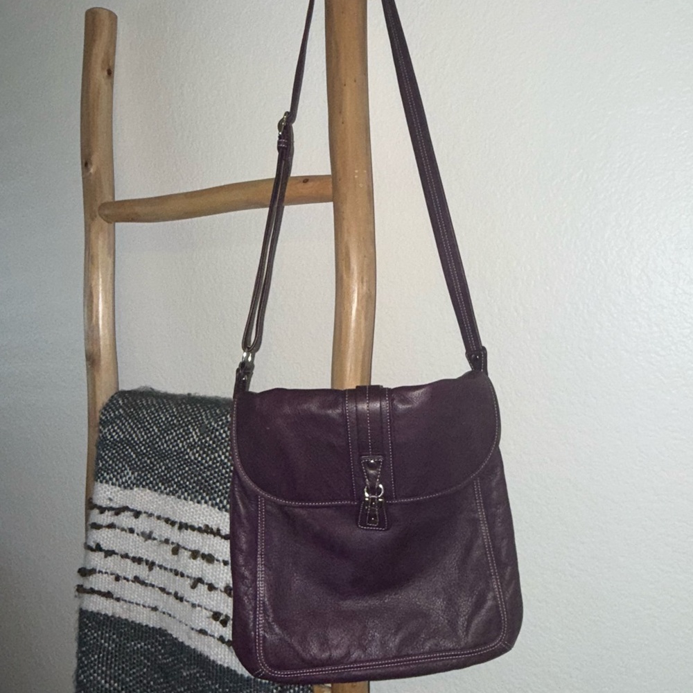 Dooney and Burke Elegant Purple Leather Crossbody Bag